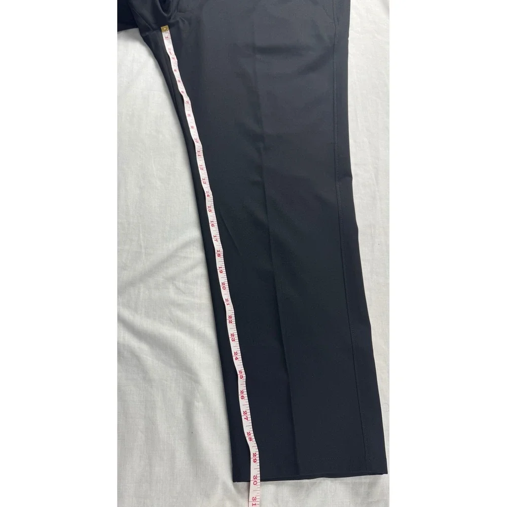 Haggar Mens 365 Modern Flex Pant Black Straight‎ Fit 42W X 30L Gabardine